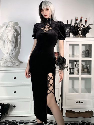 Maxi vestito aderente in velluto coreano gotico da donna con pieghe a pieghe nere a maniche corte con spacco sul davanti - milanoo.com - Modalova