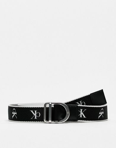 Cintura nera con fibbia a D-Nero - Calvin Klein Jeans - Modalova
