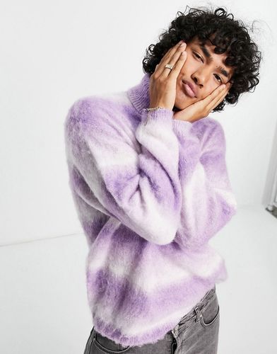 Maglione con collo alto oversize lavorato a maglia a righe sfumate, colore lilla-Viola - ASOS DESIGN - Modalova