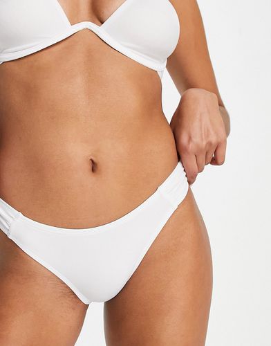 Majorelle - Slip bikini sgambati con lati sottili bianchi - Dorina - Modalova