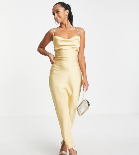 Esclusiva - Vestito midi con scollo ad anello sul davanti color oro - In The Style Petite - Modalova
