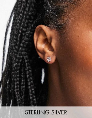 Orecchini a bottone in argento sterling a forma di sole - Kingsley Ryan - Modalova