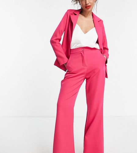 Pantaloni a zampa, colore rosa in coordinato - I Saw It First Petite - Modalova