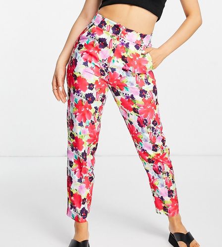 Pantaloni con stampa a fiori in coordinato-Multicolore - Liquorish Petite - Modalova