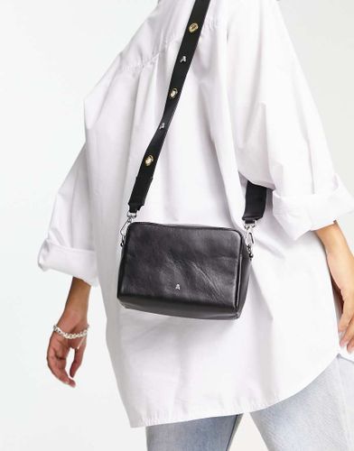Mumbai - Borsa a tracolla in pelle nera-Nero - Scalpers - Modalova