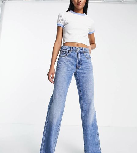 Tall - Jeans dritti a vita bassa blu medio - Stradivarius - Modalova