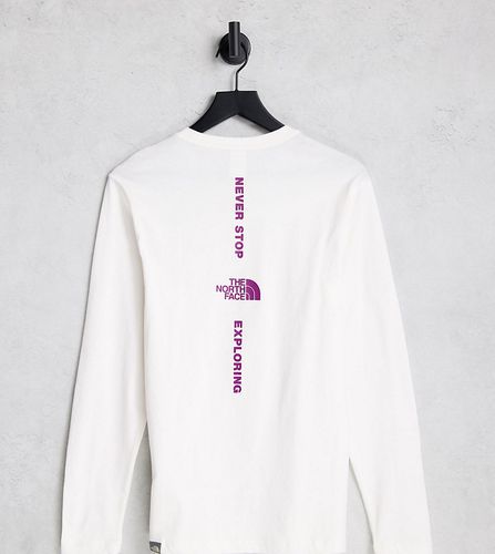 Vertical - T-shirt a maniche lunghe bianca in esclusiva da ASOS-Bianco - The North Face - Modalova