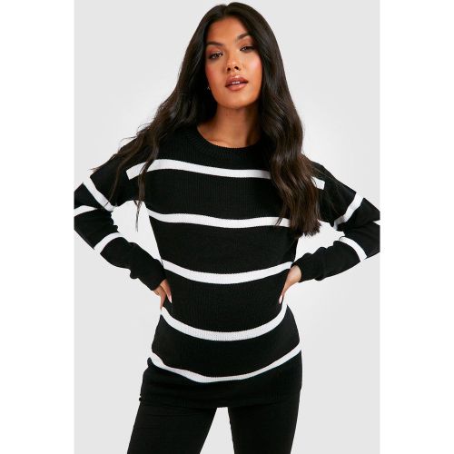 Vestito in maglia Premaman a girocollo a righe - boohoo - Modalova