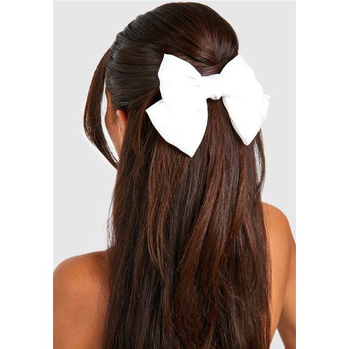 Oversized Bow Hair Clip, Bianco - boohoo - Modalova