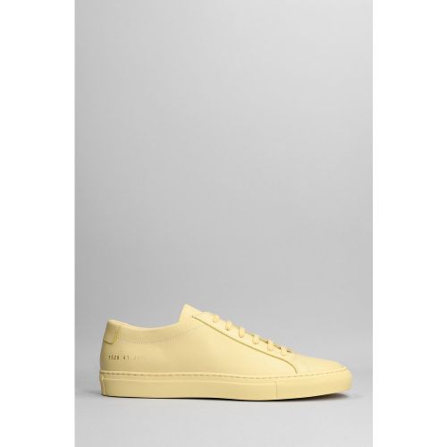 Sneakers Achille in Pelle Gialla - Common Projects - Modalova
