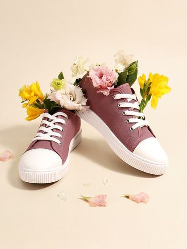 Farfalla ricamato Traspirante Scarpe da ginnastica - JustFashionNow - Modalova